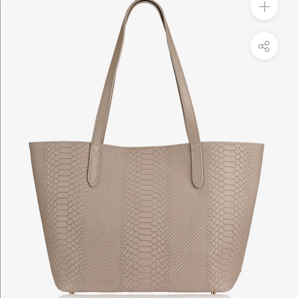 Never worn Gigi New York Teddie tote bag